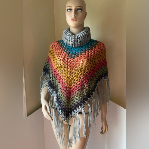 Crochet Boho Poncho - Picture 1 of 9